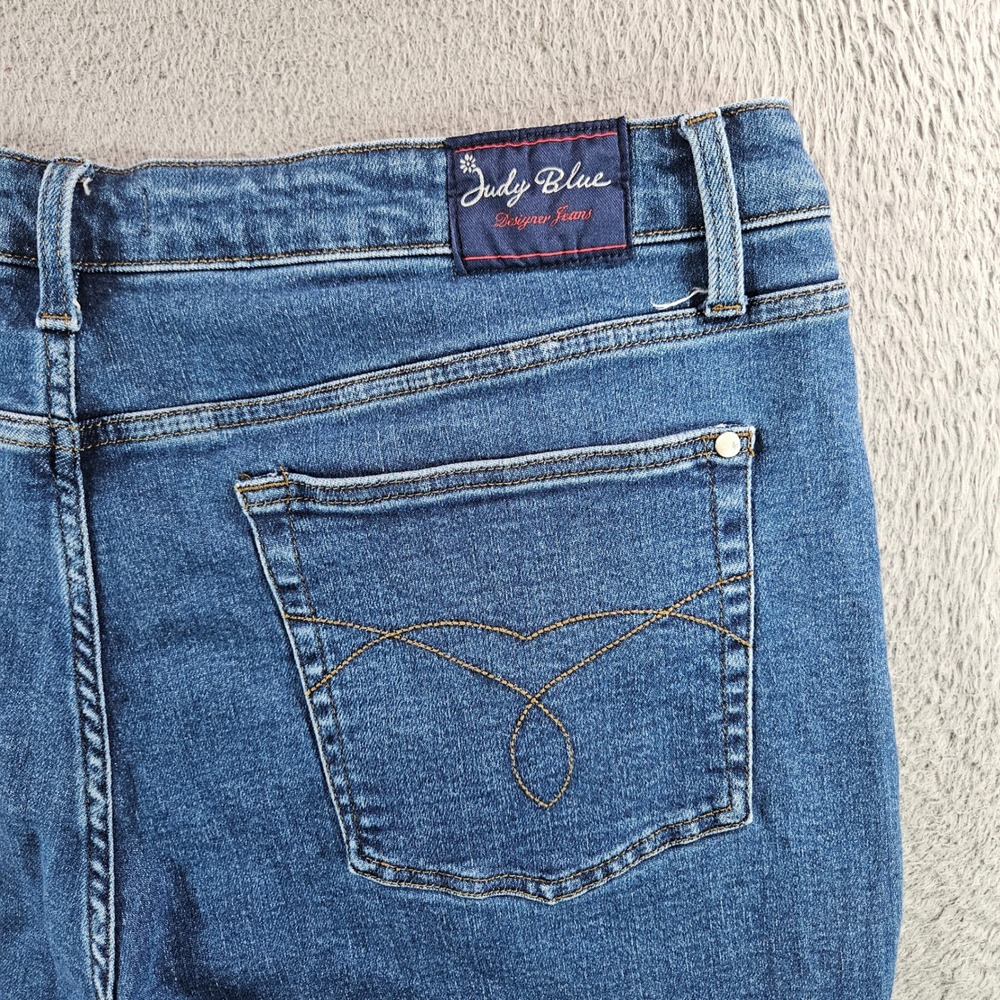 Judy Blue Womens High Rise Straight Leg Jeans Medium Wash Size 22W JB88467